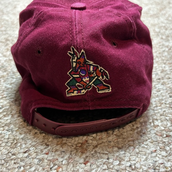 Vintage Phoenix Arizona Coyotes Hat OSFA NHL CCM SnapBack cap - Picture 5 of 9